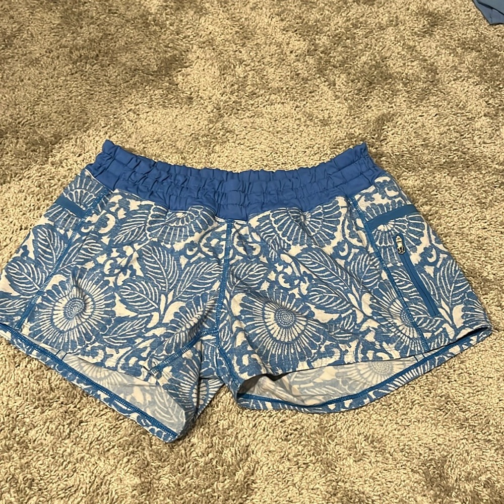Lululemon Tracker short